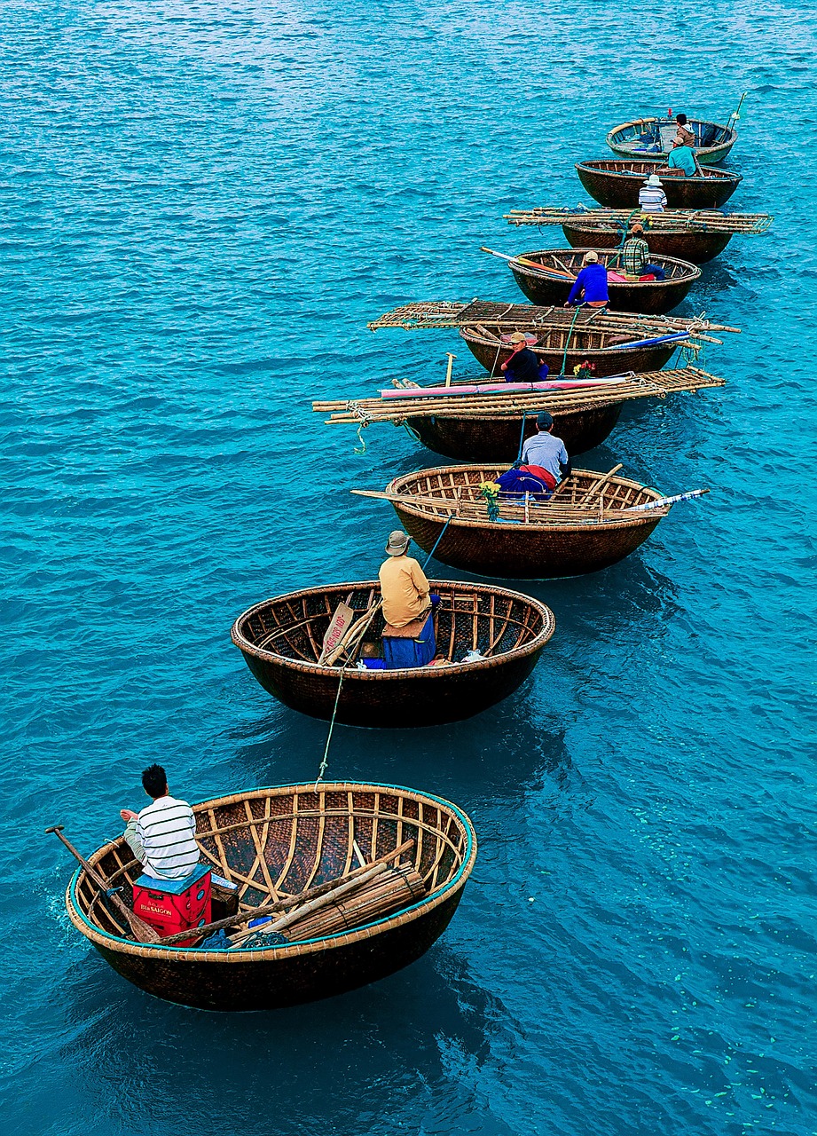 デコルテのシミを改善する美白化粧品はどれがおすすめ？